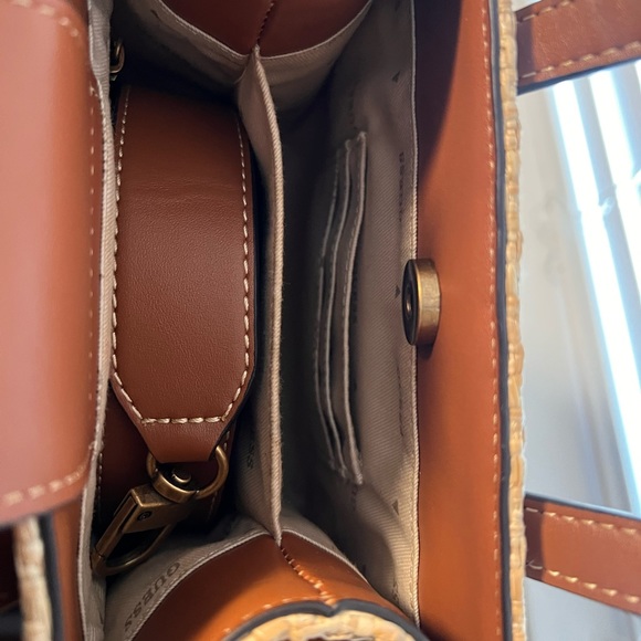 Guess Mini Tote - Picture 6 of 7